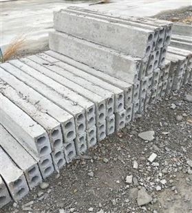 钢筋混凝土预制水泥立柱 铁路护栏网立柱 高铁水泥栅栏